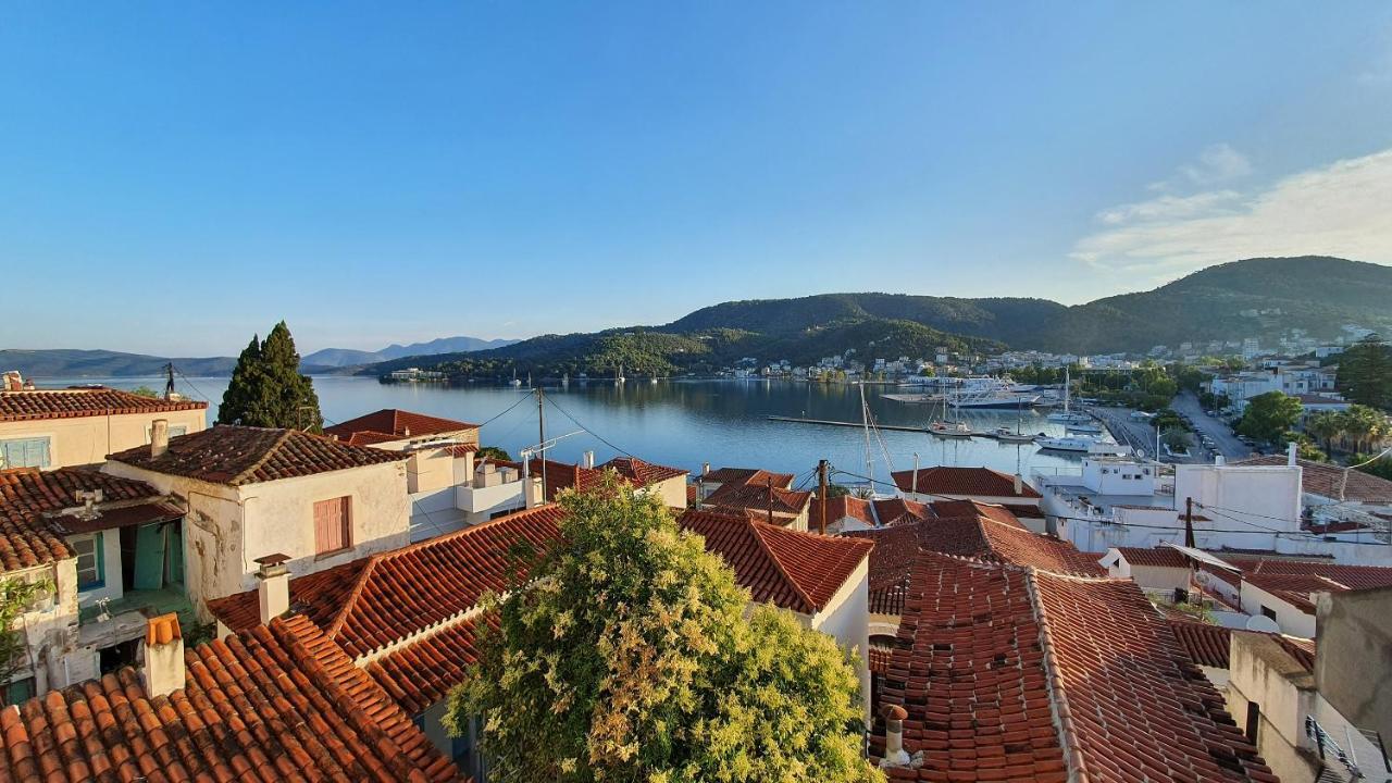 Gigi Rooms Poros Town Eksteriør bilde
