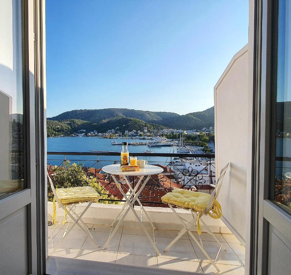 Gigi Rooms Poros Town Eksteriør bilde