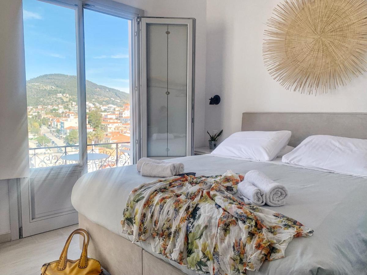 Gigi Rooms Poros Town Eksteriør bilde