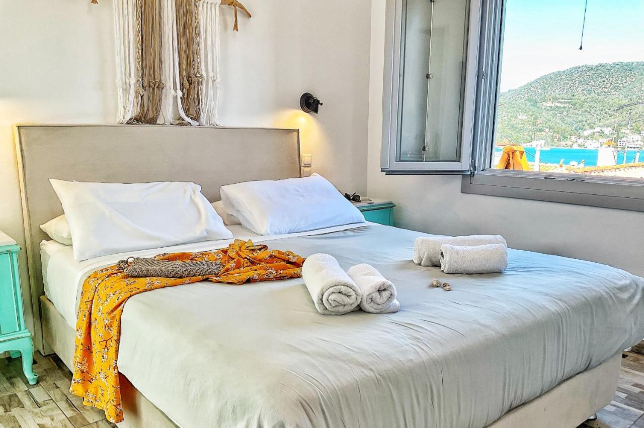 Gigi Rooms Poros Town Eksteriør bilde