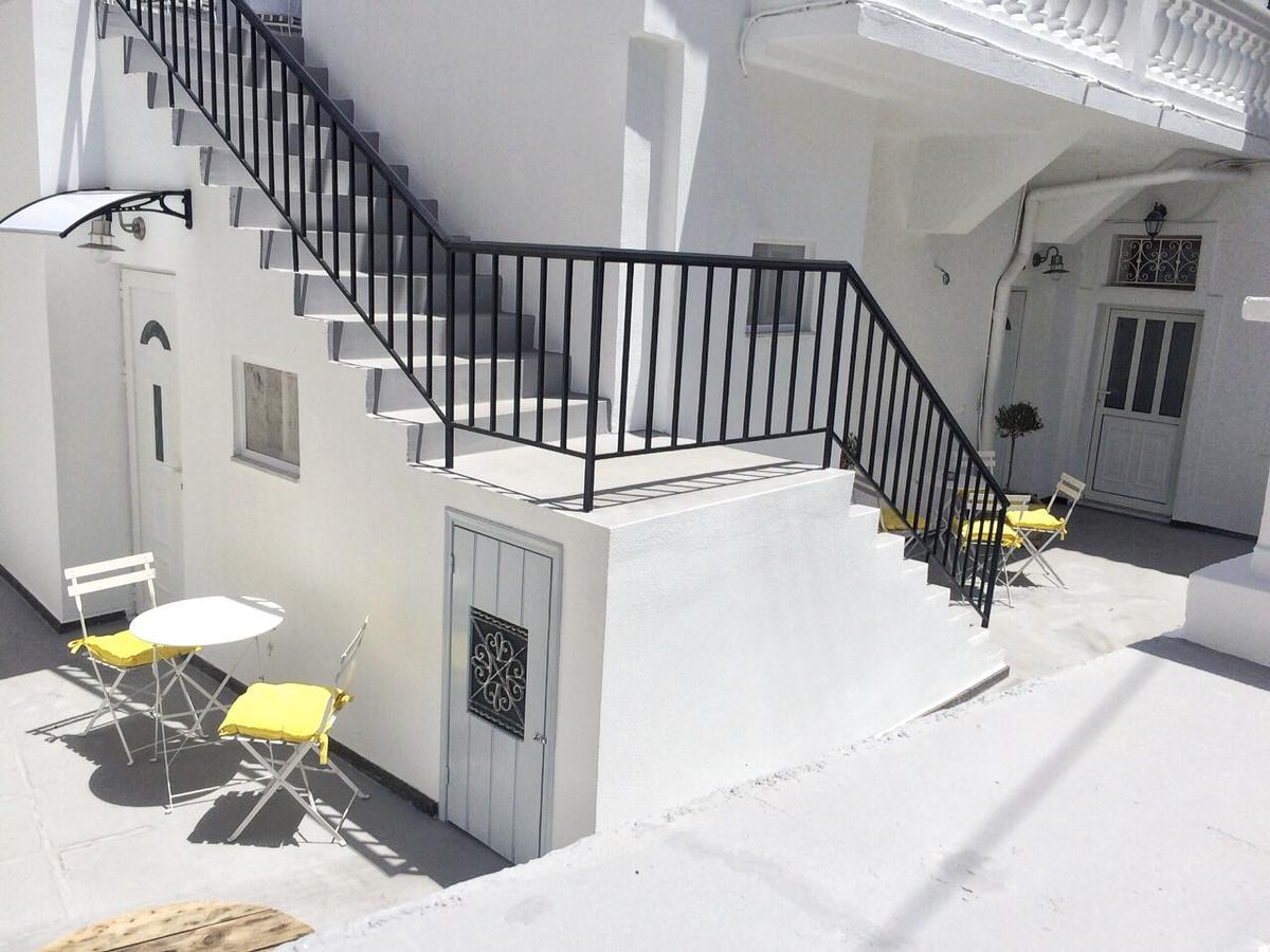 Gigi Rooms Poros Town Eksteriør bilde