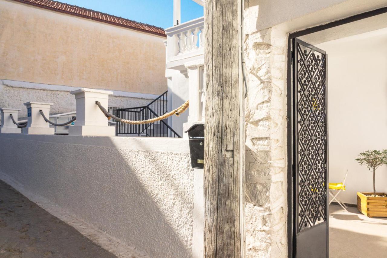 Gigi Rooms Poros Town Eksteriør bilde