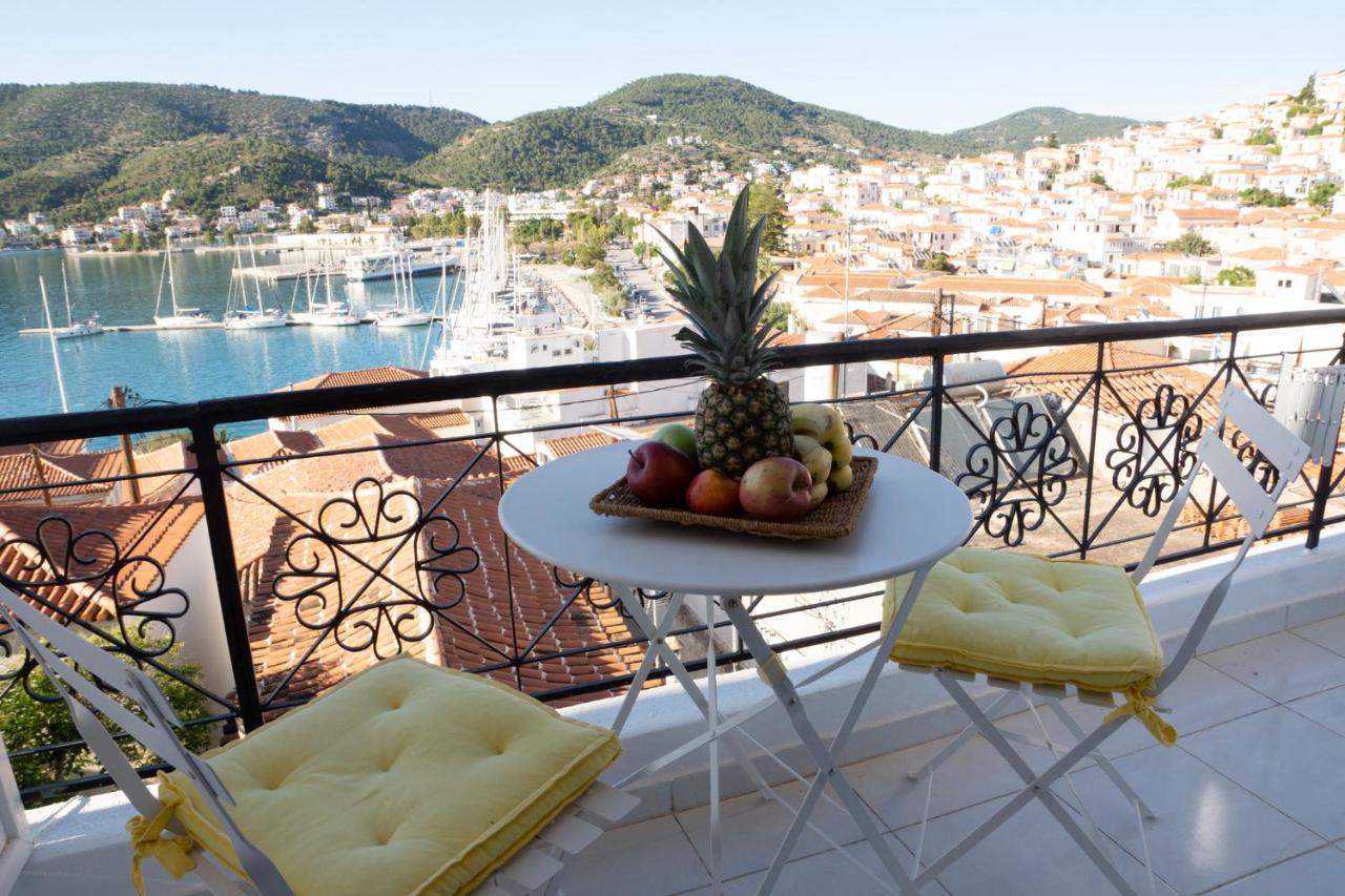 Gigi Rooms Poros Town Eksteriør bilde